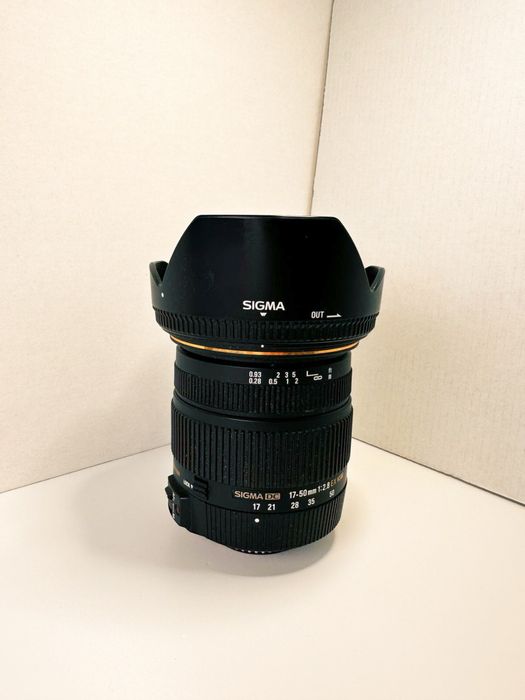 Obiectiv sigma DC 17-50mm f/2.8 EX HSM