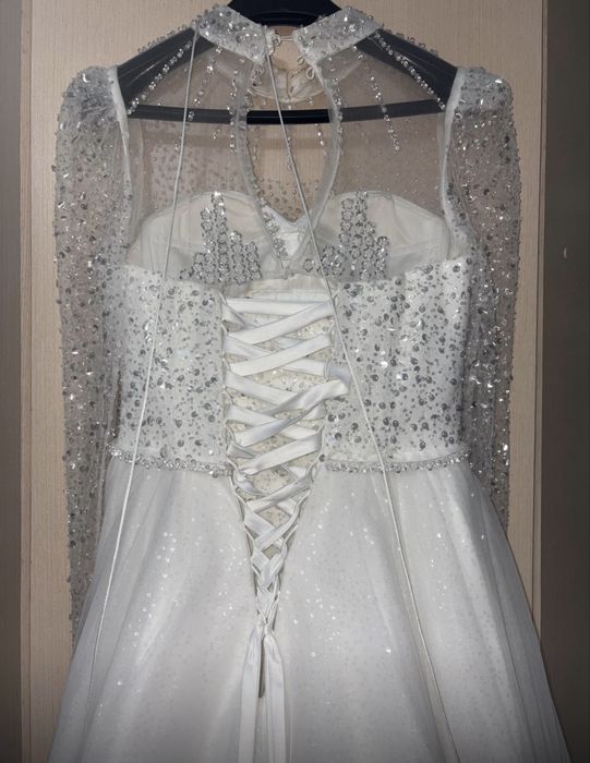 Продам свадебное платье