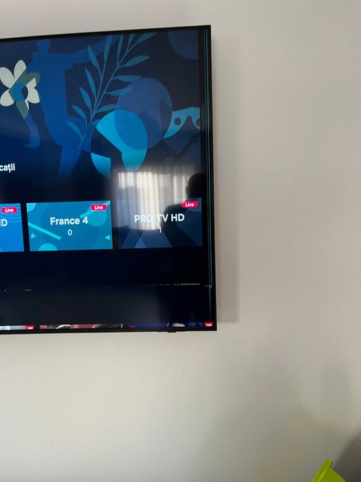 Televizor SAMSUNG LED 75DU7172, 189 cm (6 luni vechime) Display spart