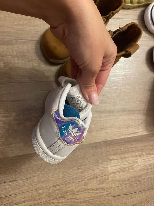 Обувки боти сандали маратонки Nike Next Crocs Converse Adidas