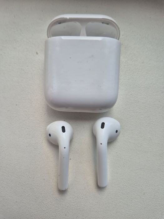 Продам наушники Air Pods