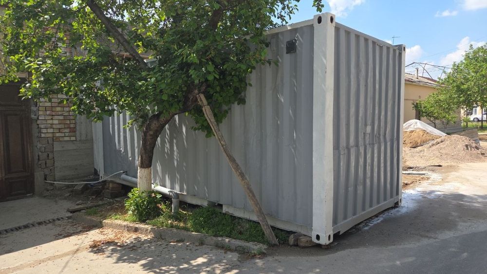 Konteyner sotiladi. Hamma sharoti bor