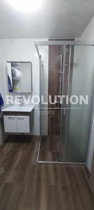 Дава се под наем Двустаен апартамент в Варна, Левски - 72 кв.м за 600 € - Снимка #12