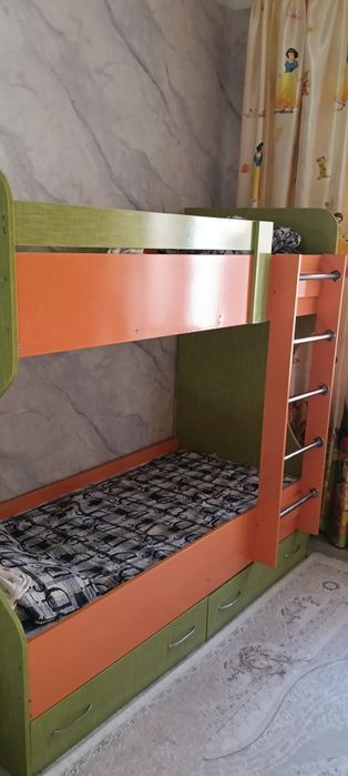 Детски шкаф стол