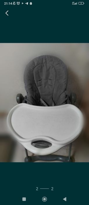 Коляска и детский стульчик