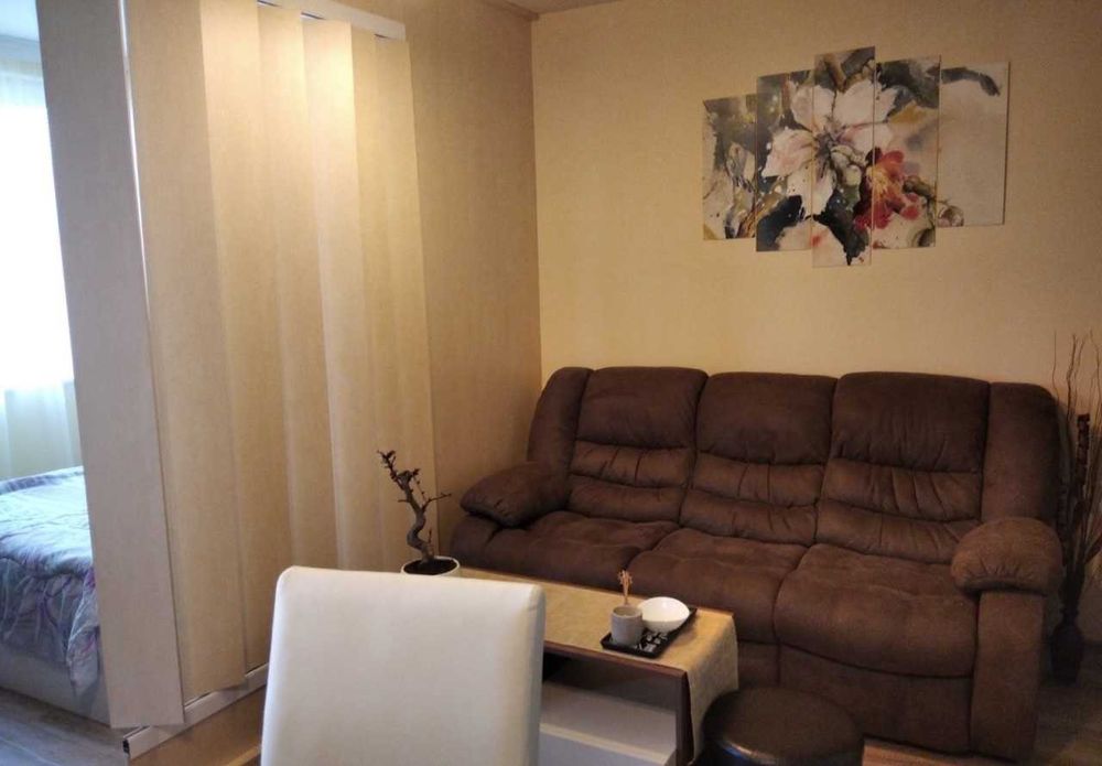 Продава се Едностаен апартамент в Пловдив, Южен - 48 кв.м за 1334 €/кв.м - Снимка #2