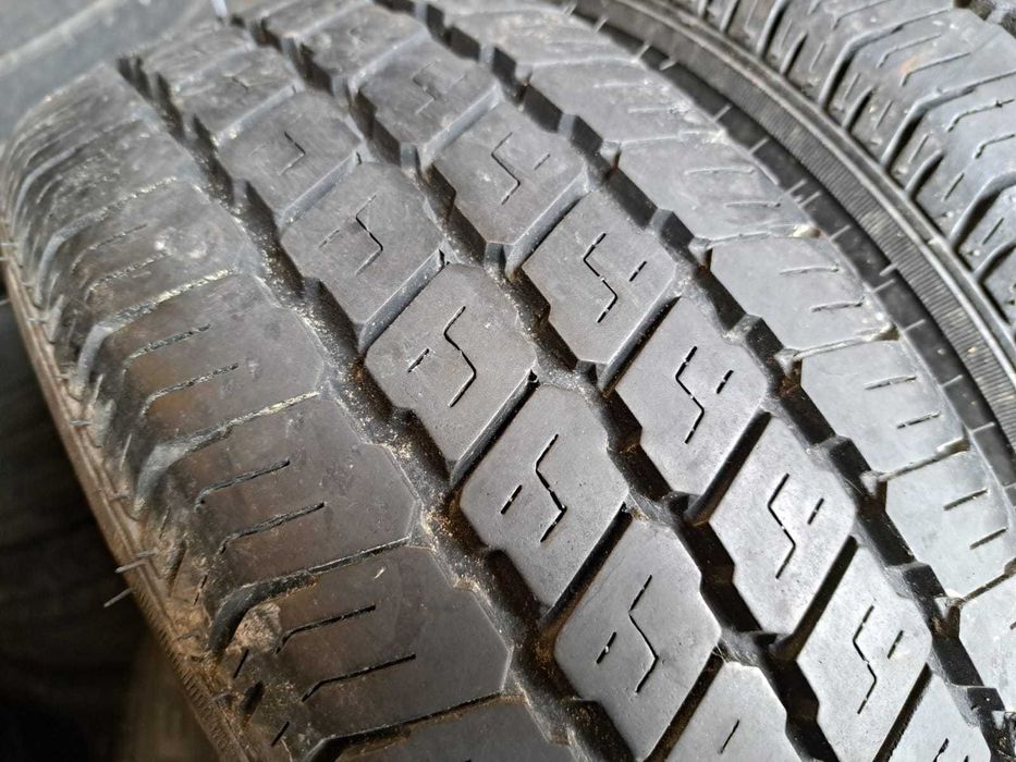 2 anvelope 186/60 R12C Maxmiler