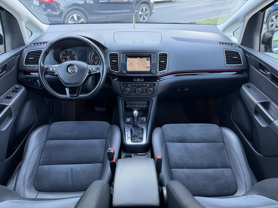 Volkswagen Sharan~Facelift~DSG~2.0TDI-184CP~7 locuri~Side Assist~Distronic~Euro6