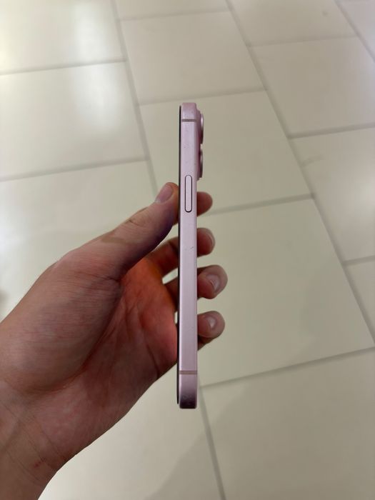 iPhone 15 128гб в хорошем состояний