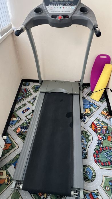 Беговая дорожка продаётся