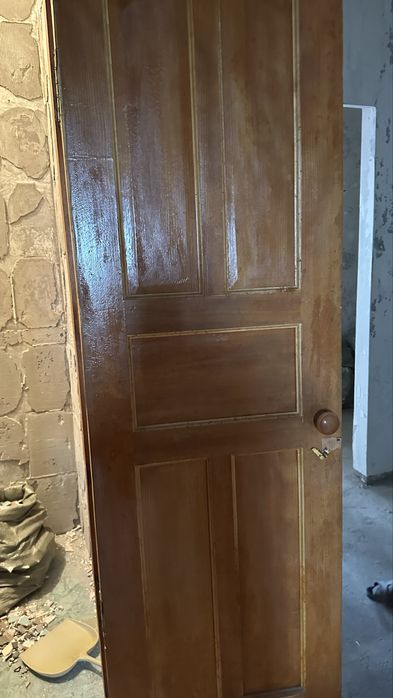 Продаи деревяные двери