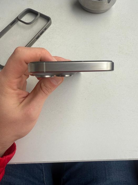 iPhone 15 Pro Max Natural Titanium