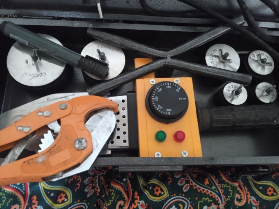 Продам утюк для пластика