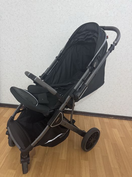 Продам коляску Kidilo