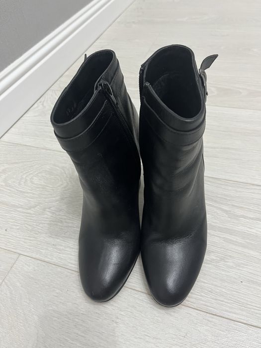 ботильоны на каблуках