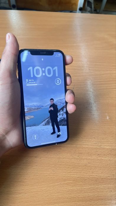 iPhone 11 xotira 64. 75 %