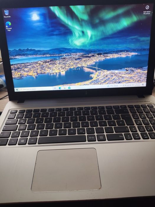 Laptop Asus X540SA