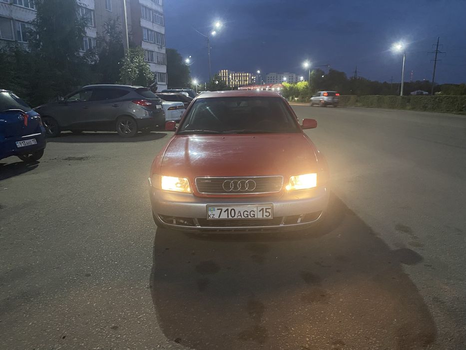Продам Ауди а4б5 1.8т 1996г