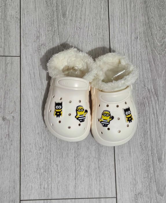 Papuci crocs, marime 24