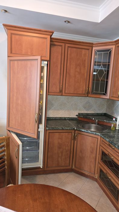 Продам кухню с техникой