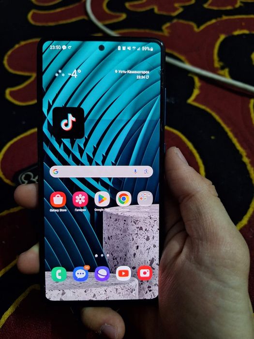 Samsung Galaxy A51 СРОЧНО ПРОДАМ