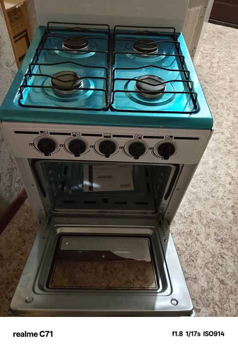 Газовая плита   отл. сост