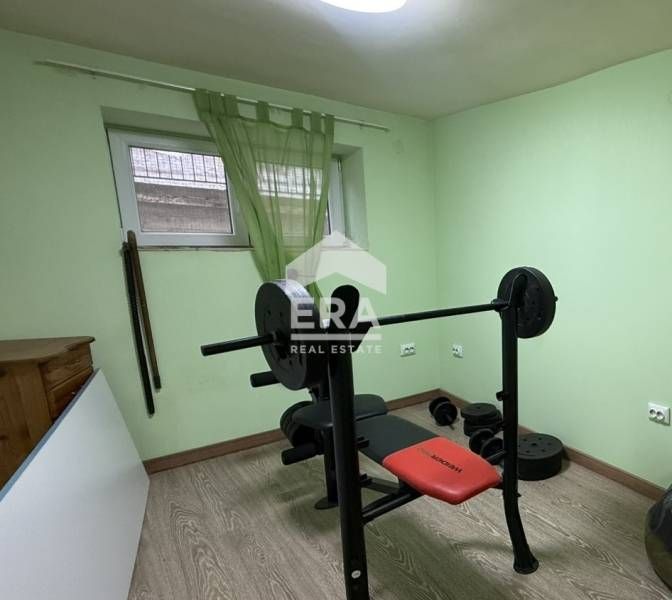 Продава се Къща в Русе, Дружба 2 - 212 кв.м за 397 €/кв.м - Снимка #8