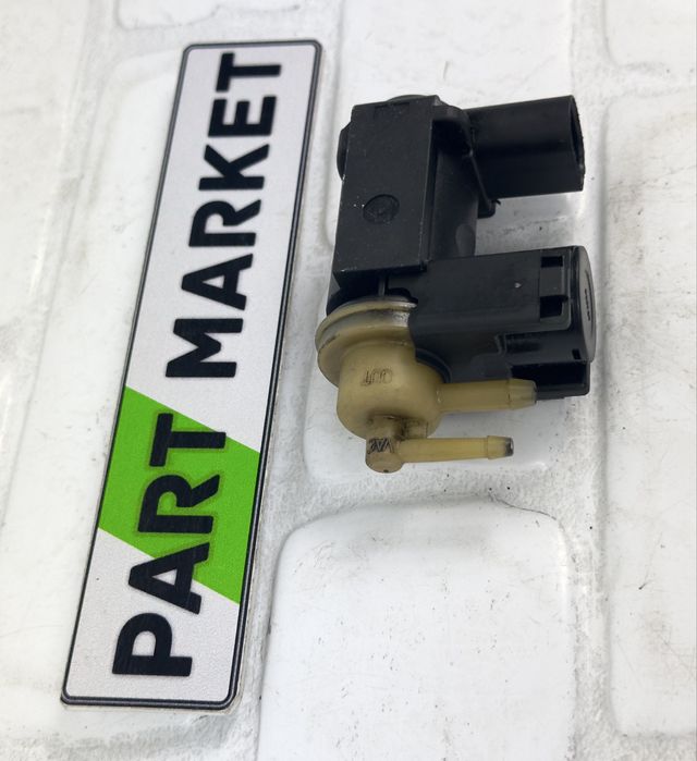 Клапан налягане AUDI 059906627Q