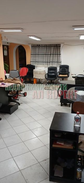 Дава се под наем Офис в Варна, Лятно кино Тракия - 50 кв.м за 306 € - Снимка #1