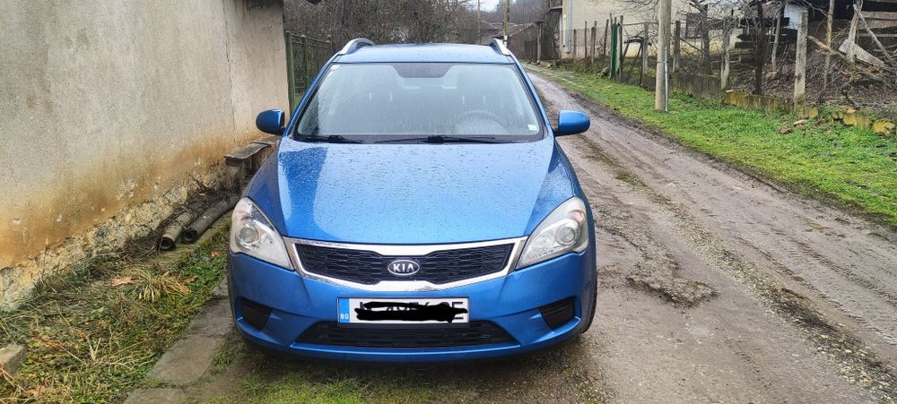 Kia ceed 2012г.син цвят комби