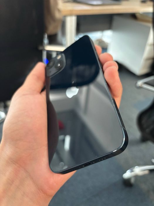 Прдам iphone 13 128 гб