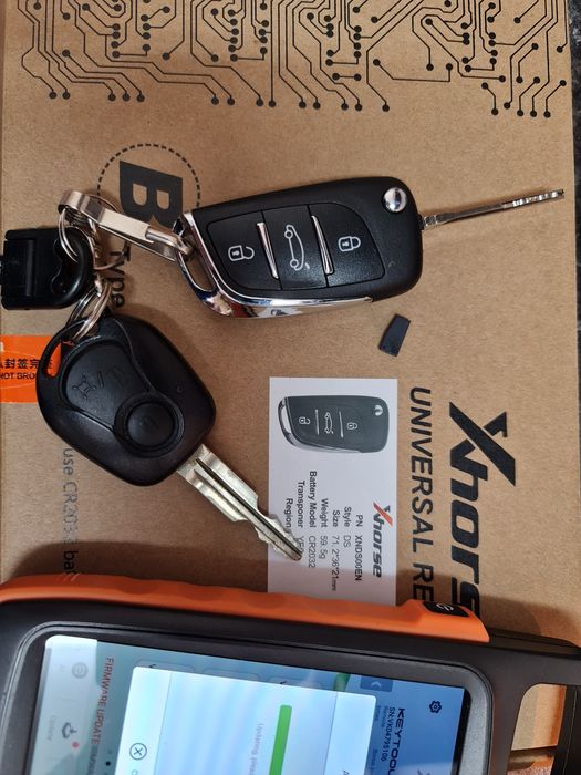 Изработване и програмиране на автомобилни ключове и дистанционни и др