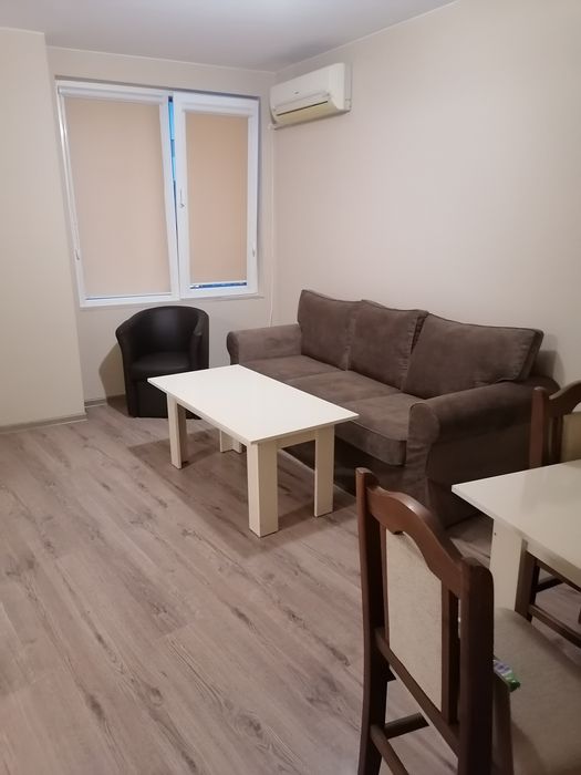 Дава се под наем Двустаен апартамент в Пазарджик, Руски - 60 кв.м за 255 € - Снимка #2