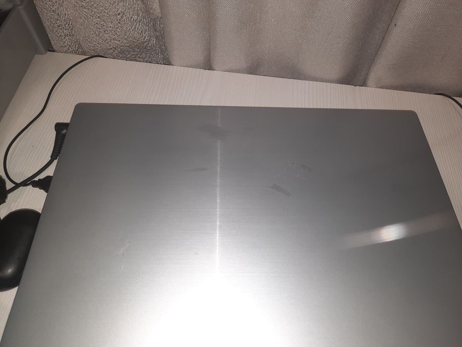 Продаю леново айдеапад л3 срочно