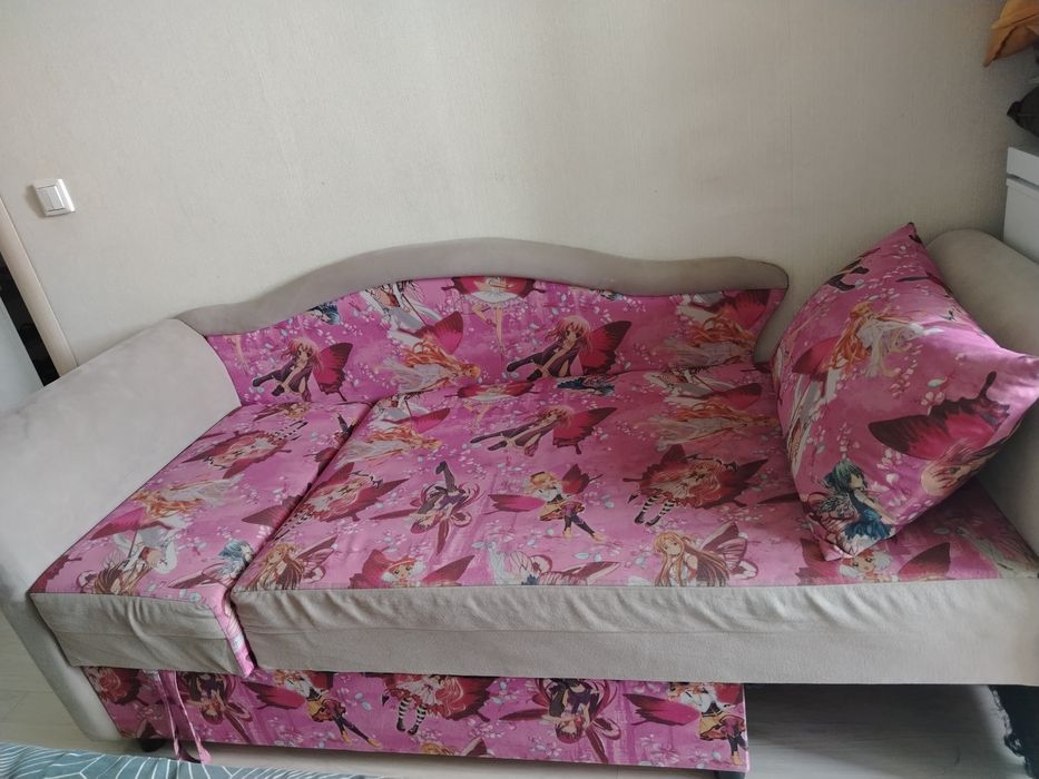 Продам детский диван