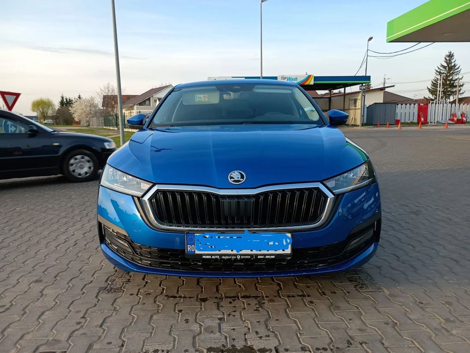 Skoda Octavia Vând Skoda Octavia NX (Generația 4), an model 2021, echipare Ambition.
