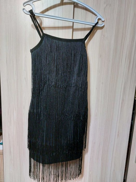Малка черна рокля,нова, размер XS