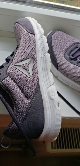 Adidasi Reebok damă