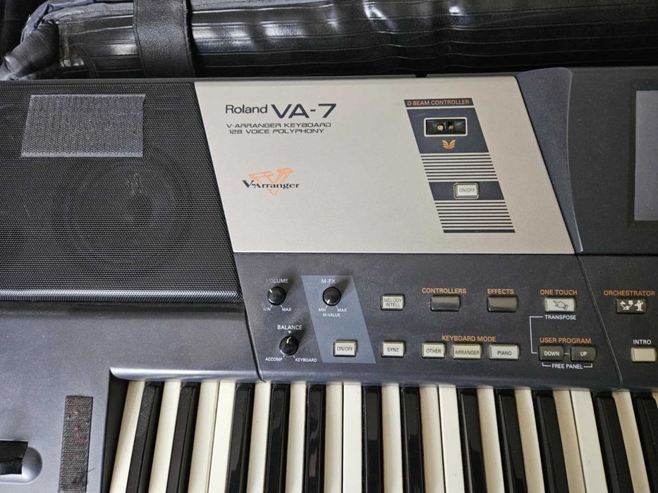 Roland VA 7 синтезатор