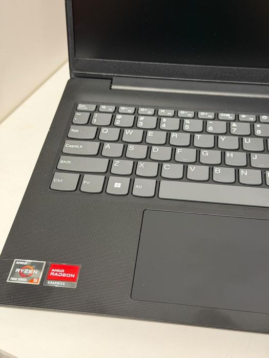 Laptop Lenovo V15 G4, AMD Ryzen 5 7520U, 8GB RAM, 256GB SSD -T-