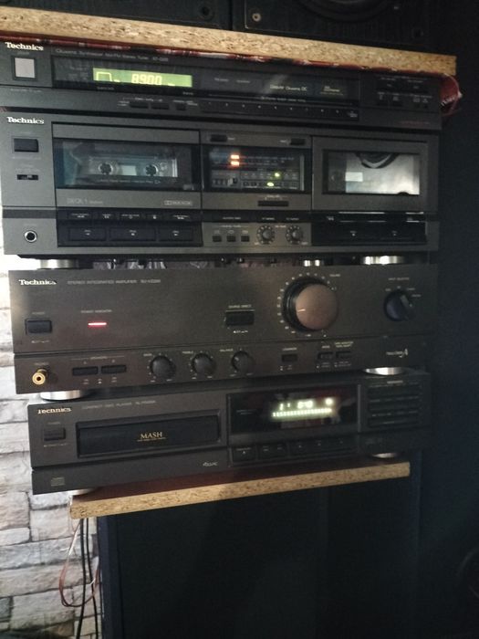 Linie " Technics din 4. Piese .