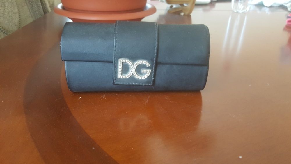 Очки женские солнцезащитные