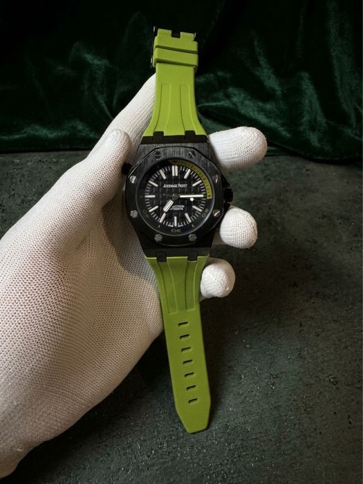 Часовник Audemars Piguet Royal Oak Green