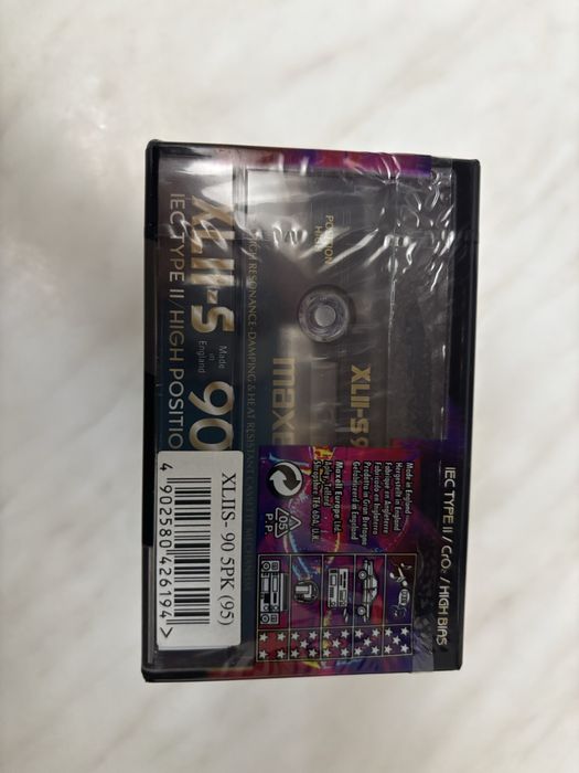 Casete maxell sigilate