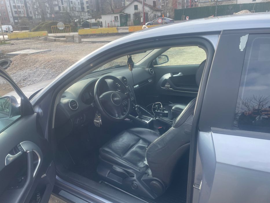 Продавам Ауди 3 140 к.2005г