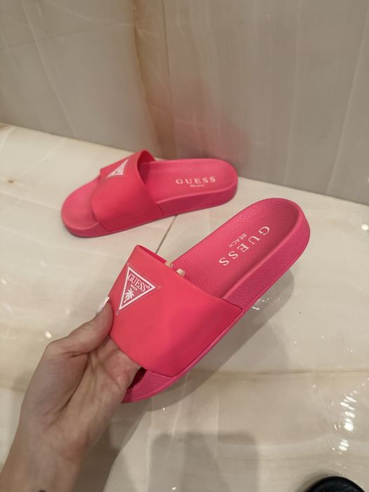 Розови чехли Guess,37 размер
