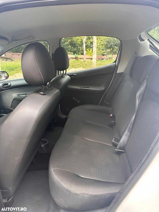 Vând Peugeot 206+ 1.4 benzină (75 CP), 2010 – 86.802 km reali