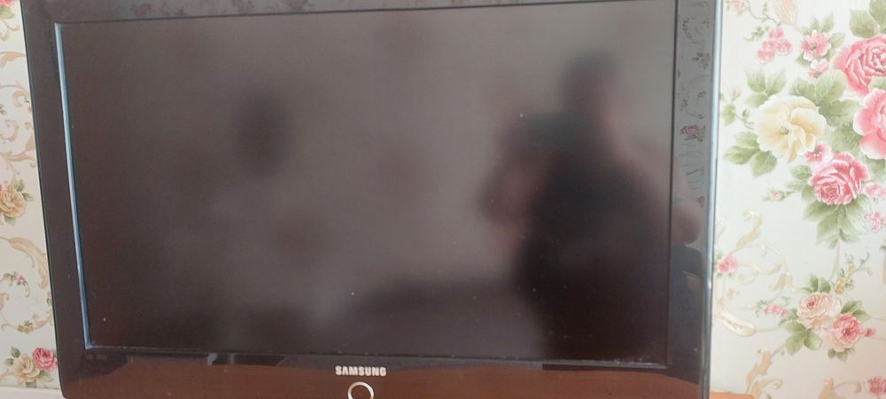 Продам телевизор бу