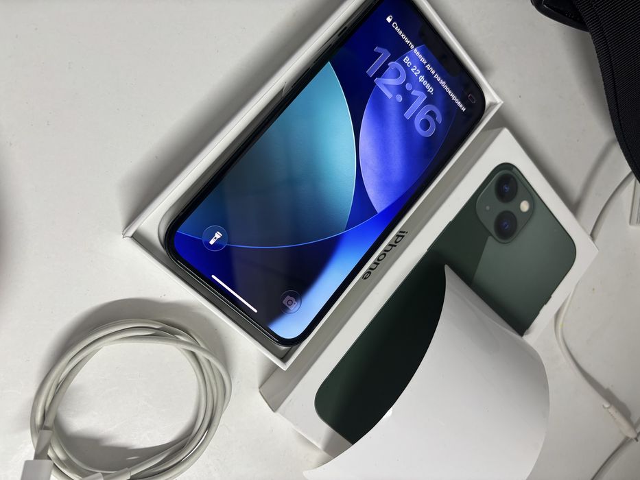 Айфон 13 128gb.
