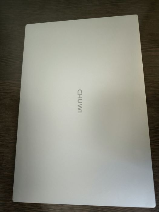 Ноутбук , новый.